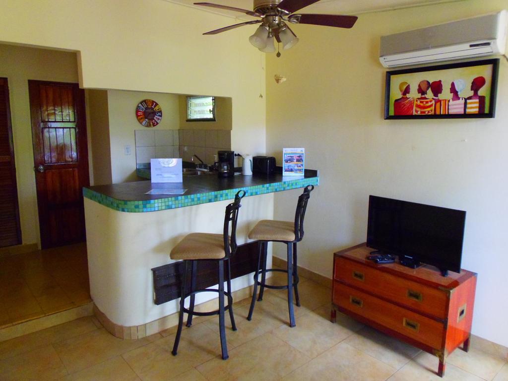 Casa Del Sol Bed And Breakfast Contadora Island Buitenkant foto
